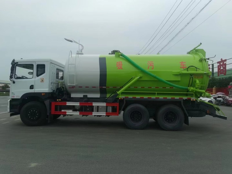 東風(fēng)華神T5  16-18方  吸污車